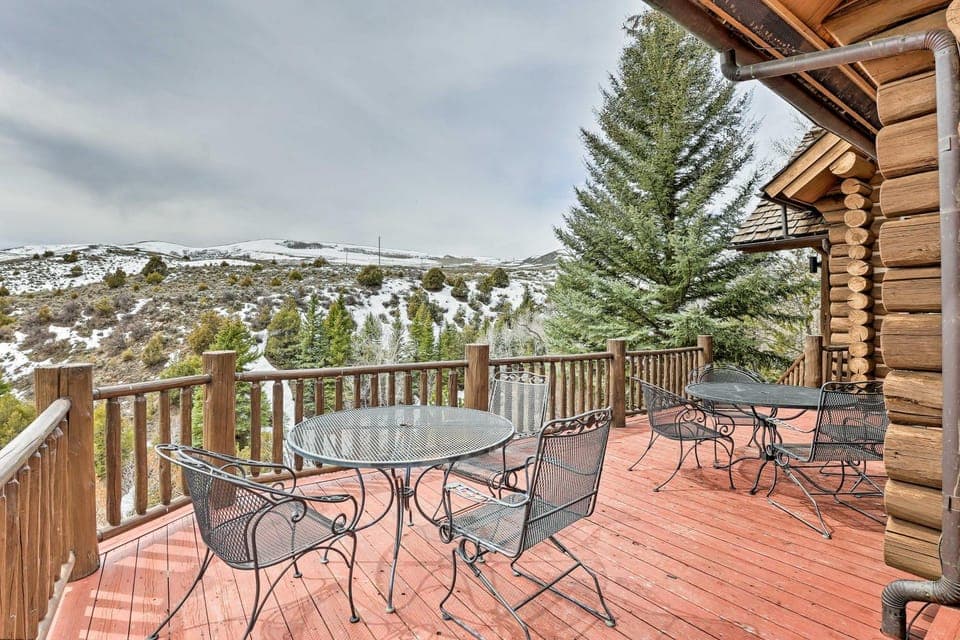 Secluded Mountain Cabin By Beaver Creek + Vail! Cabin in Eagle County