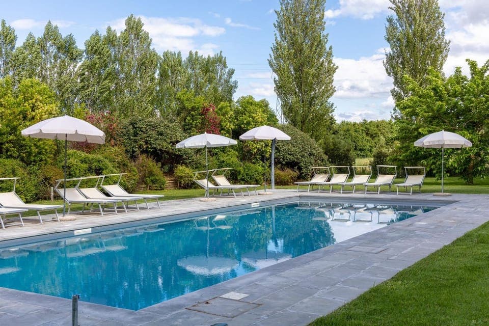 Garden, Garden view, Pool view, Swimming pool, sunbed