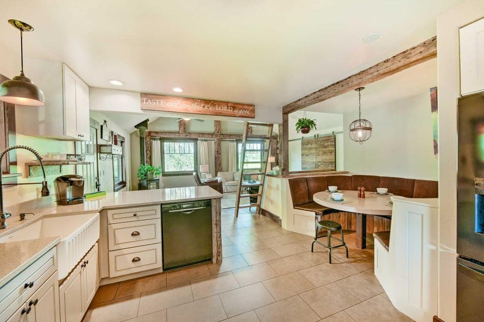 Gunnison Retreat ~ 3 Mi to Western CO University! House in Gunnison