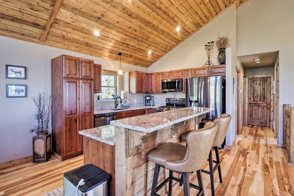 Fairplay Cabin w/ Wraparound Deck & Mountain Views Cabin in Park County