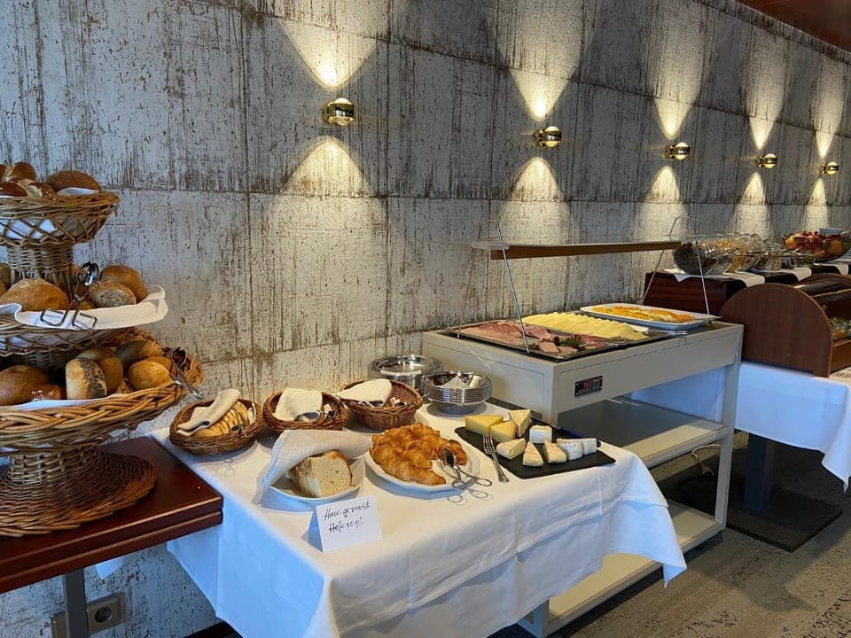 Buffet breakfast