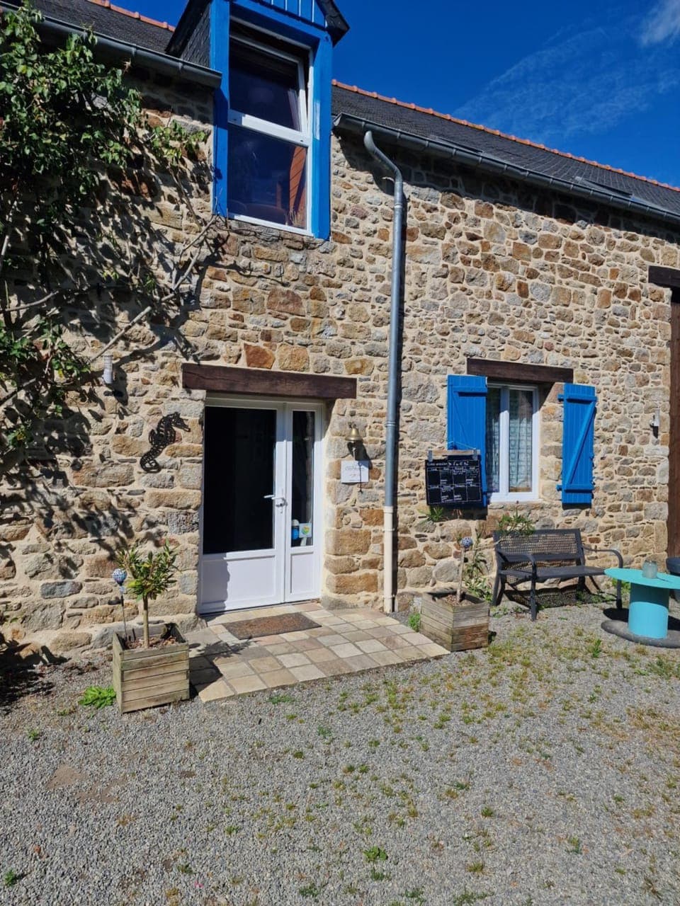 Property building, Facade/entrance