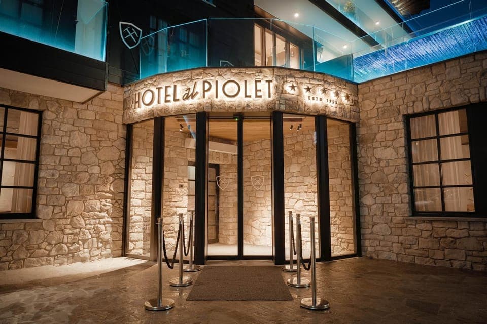 Property building, Facade/entrance, Night, Property logo or sign