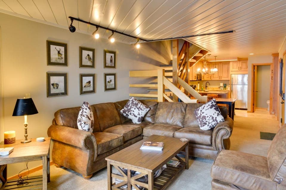 'Eagle's Nest' Crested Butte Townhome w/ Mtn Views House in Colorado