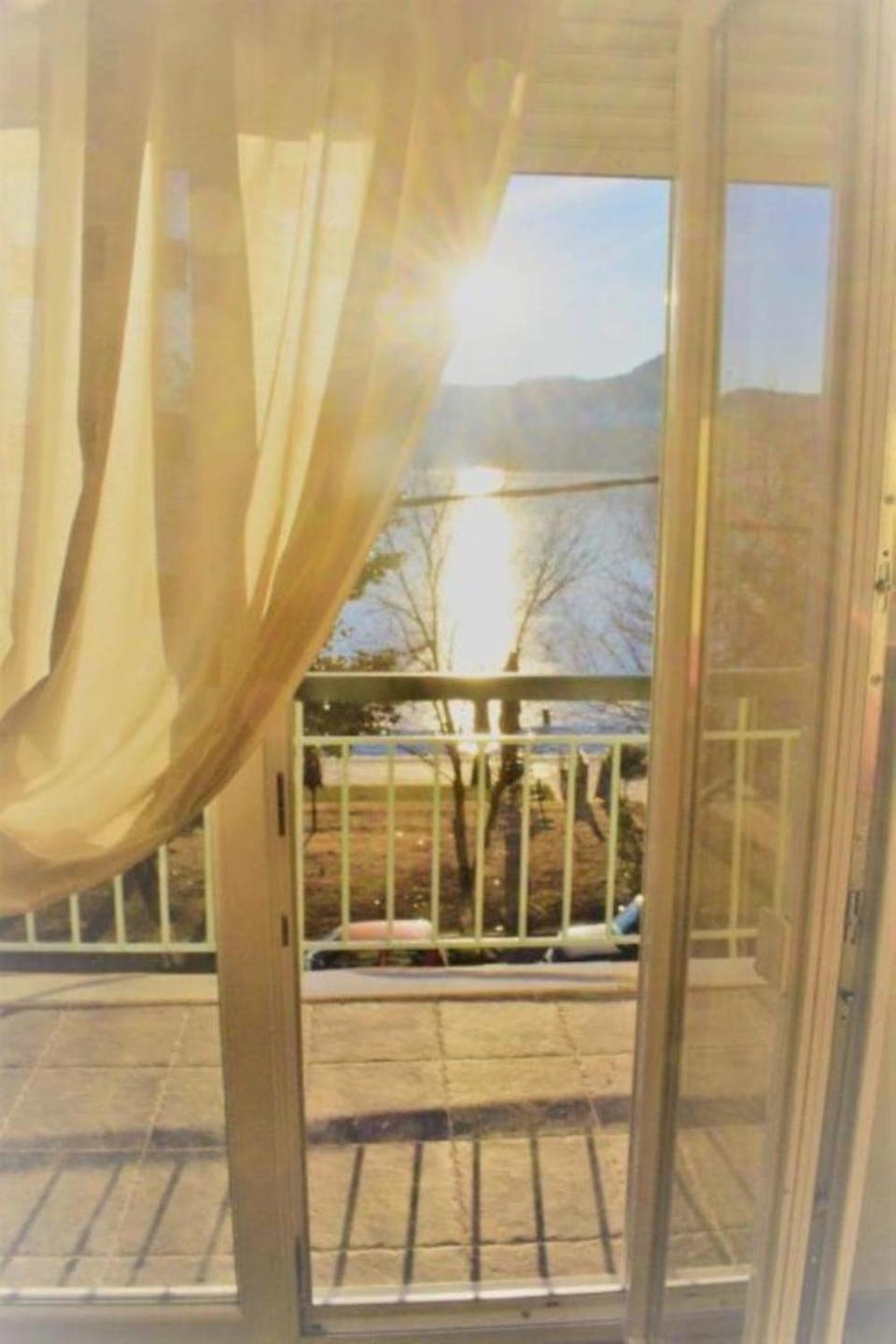 Patio, Natural landscape, View (from property/room), Balcony/Terrace, Lake view, Location