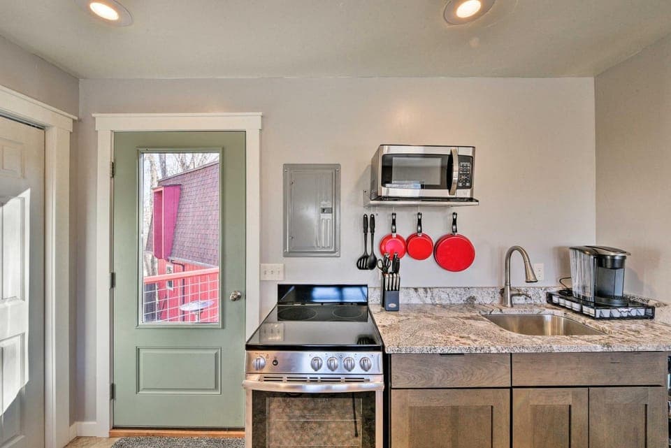 Cozy Mountain Studio By Main Street & Hot Springs! Apartment in Buena Vista