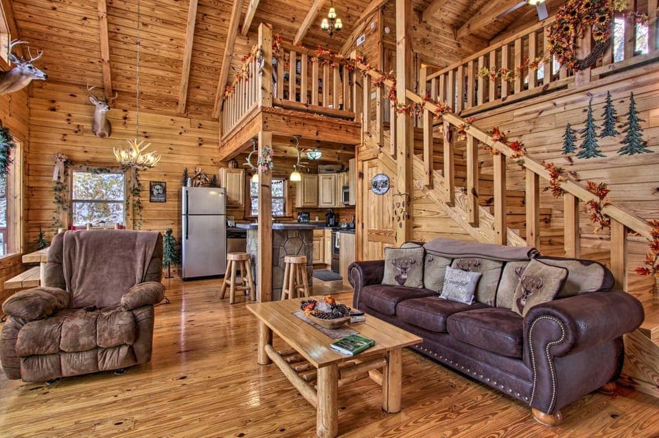 Secluded Smoky Mountain Cabin w/ Wraparound Deck! Cabin in Cosby