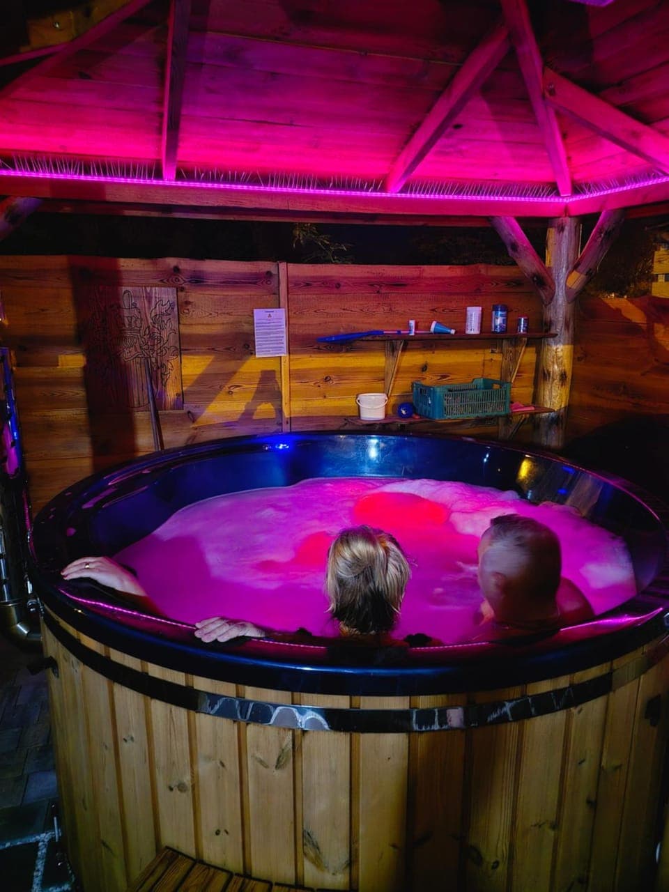 Hot Tub, Spa and wellness centre/facilities