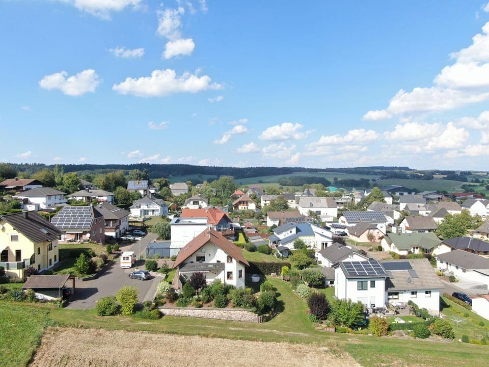 Neighbourhood, Bird's eye view