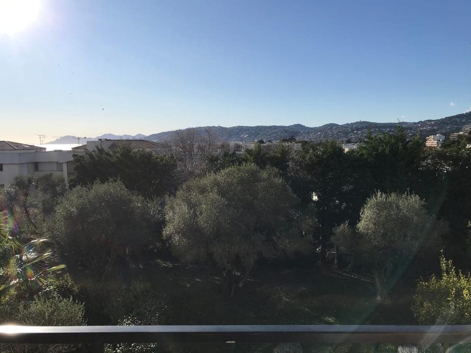 Garden view, Sea view