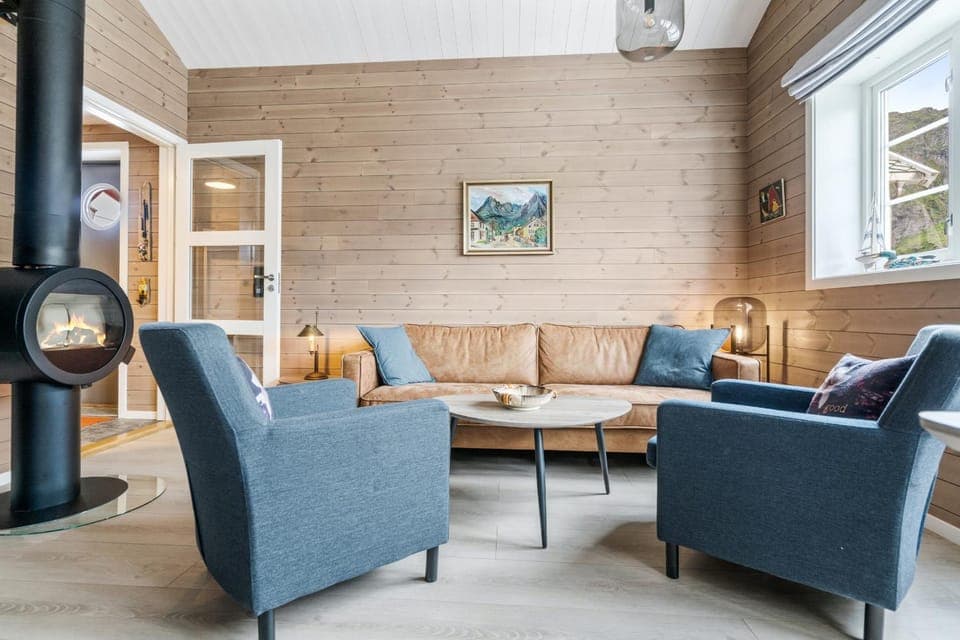 Living room, Seating area, fireplace