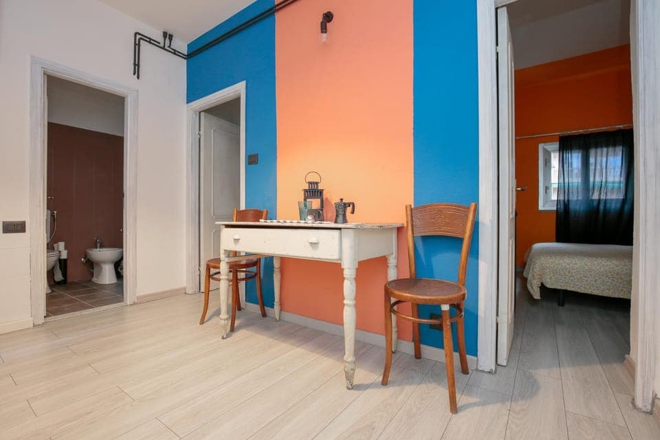 Communal lounge/ TV room, Living room, Seating area, Dining area, Communal kitchen