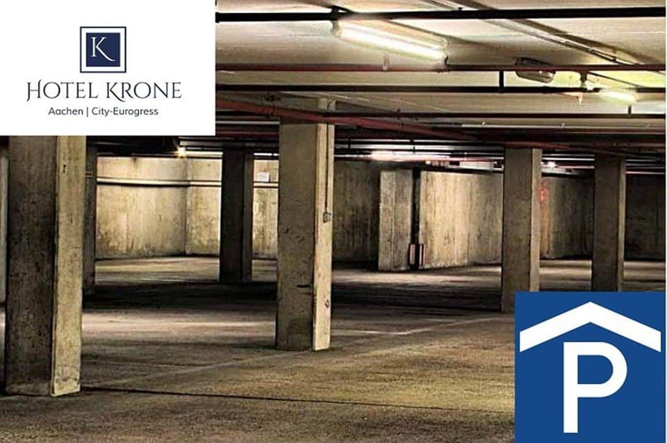 Property building, Patio, Decorative detail, On site, Area and facilities