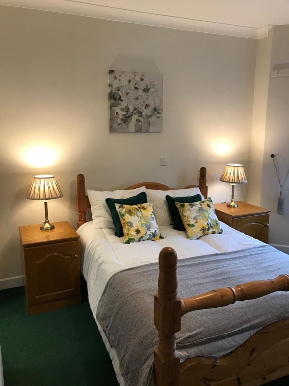Ros Dún House Bed and Breakfast in Donegal City