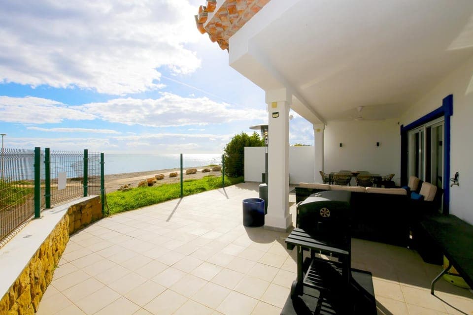 BBQ facilities, BBQ facilities, Garden, Balcony/Terrace, Balcony/Terrace, Seating area, Dining area, Sea view