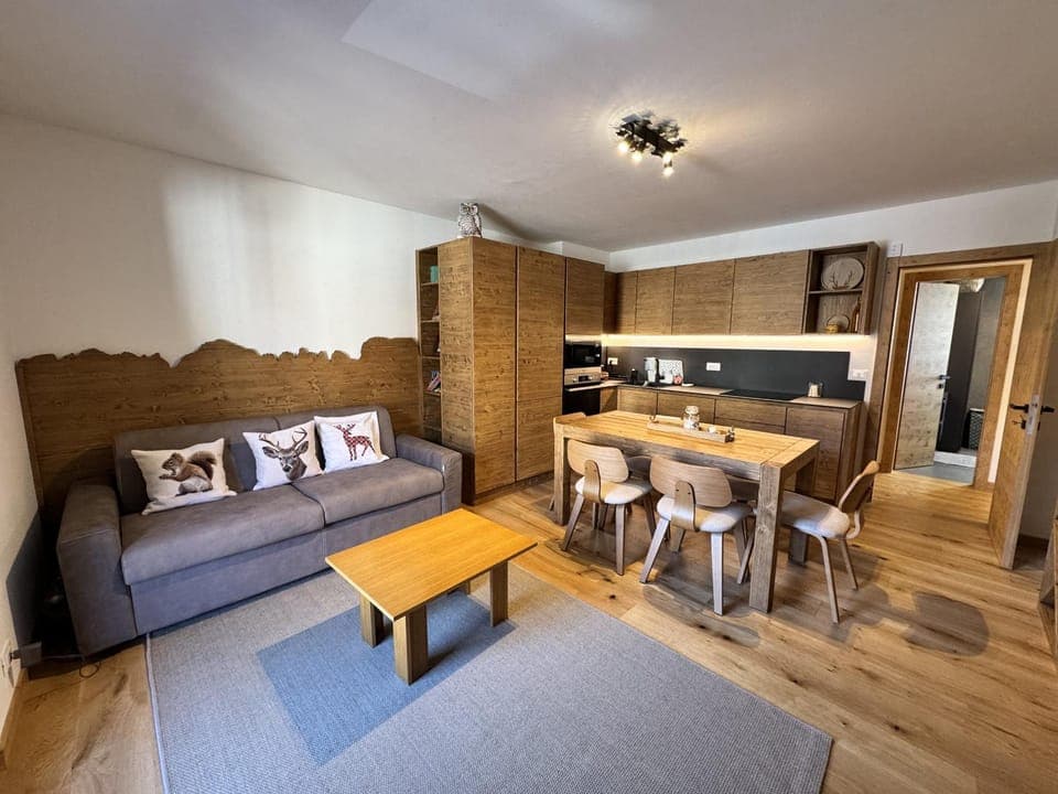 Communal lounge/ TV room, Living room