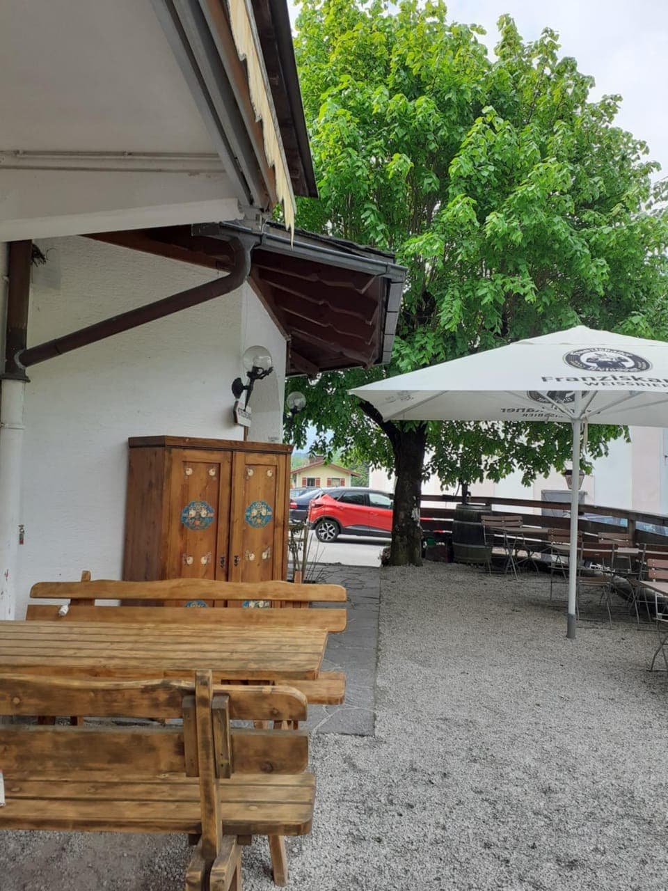 Restaurant/places to eat, Garden, Dining area