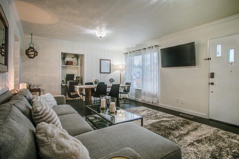 TV and multimedia, Living room, Seating area