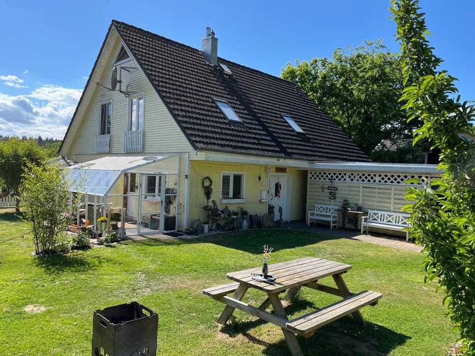 Property building, Garden, Garden view