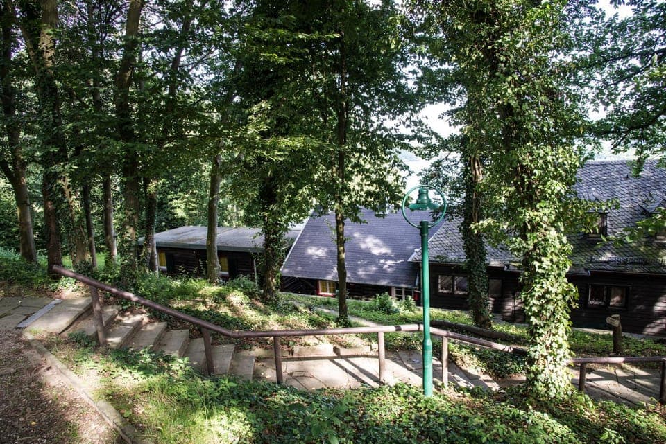 Property building, Day