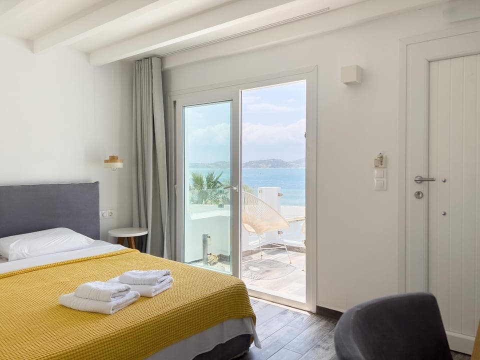 Bedroom, Sea view