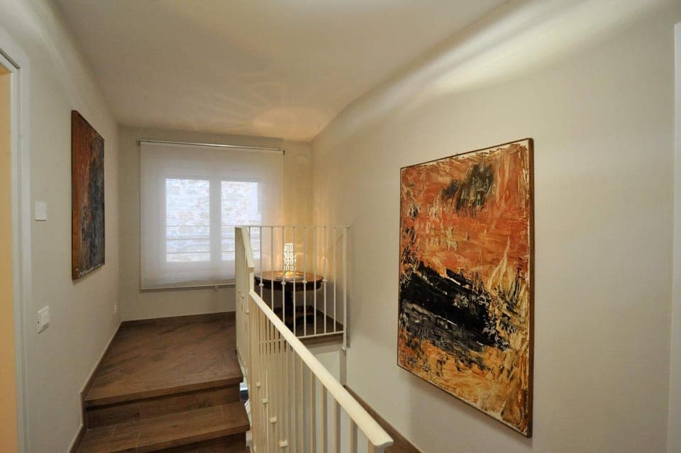 Balcony/Terrace, Decorative detail