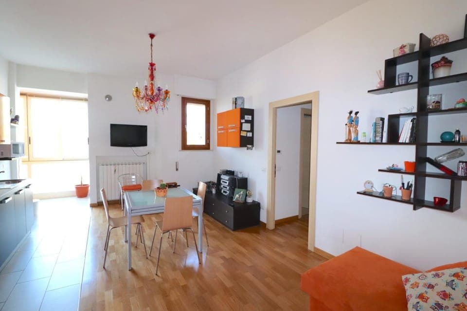 Communal lounge/ TV room, TV and multimedia, Living room, Dining area