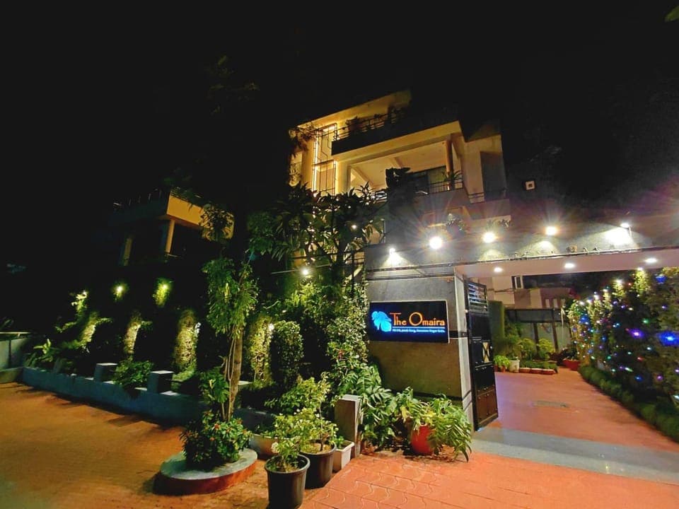 Property building, Night