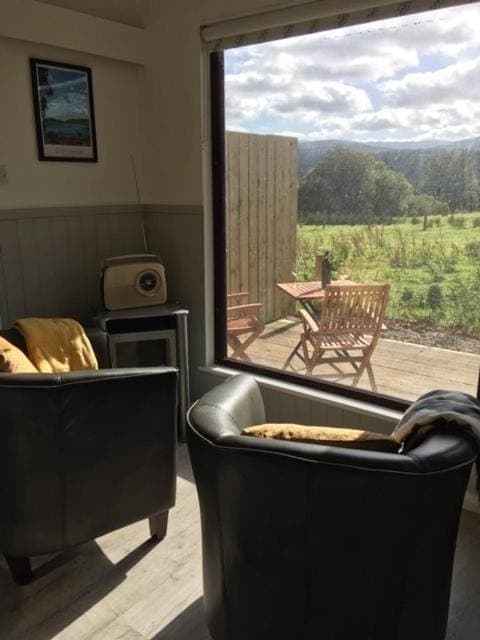 View (from property/room), Seating area, Mountain view, River view
