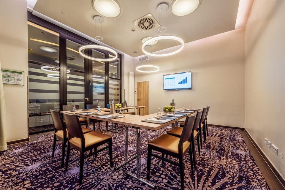 TV and multimedia, Meeting/conference room