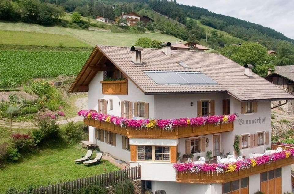 Property building, Natural landscape, Bird's eye view, Balcony/Terrace, On site, Garden view