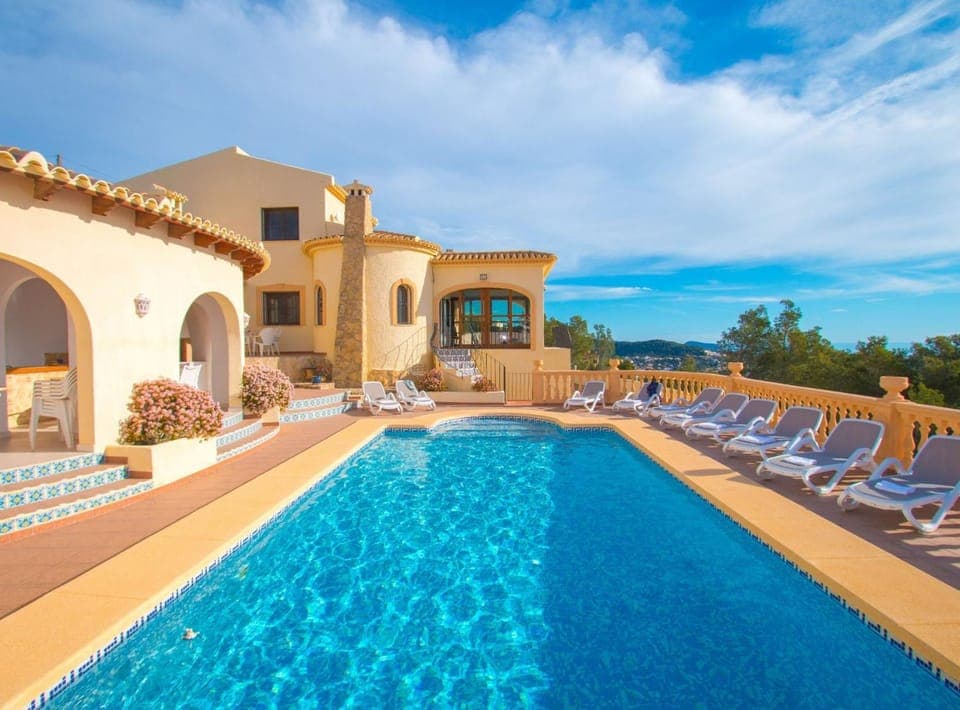 Balcony/Terrace, Swimming pool