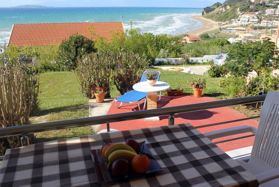 Balcony/Terrace, Garden view