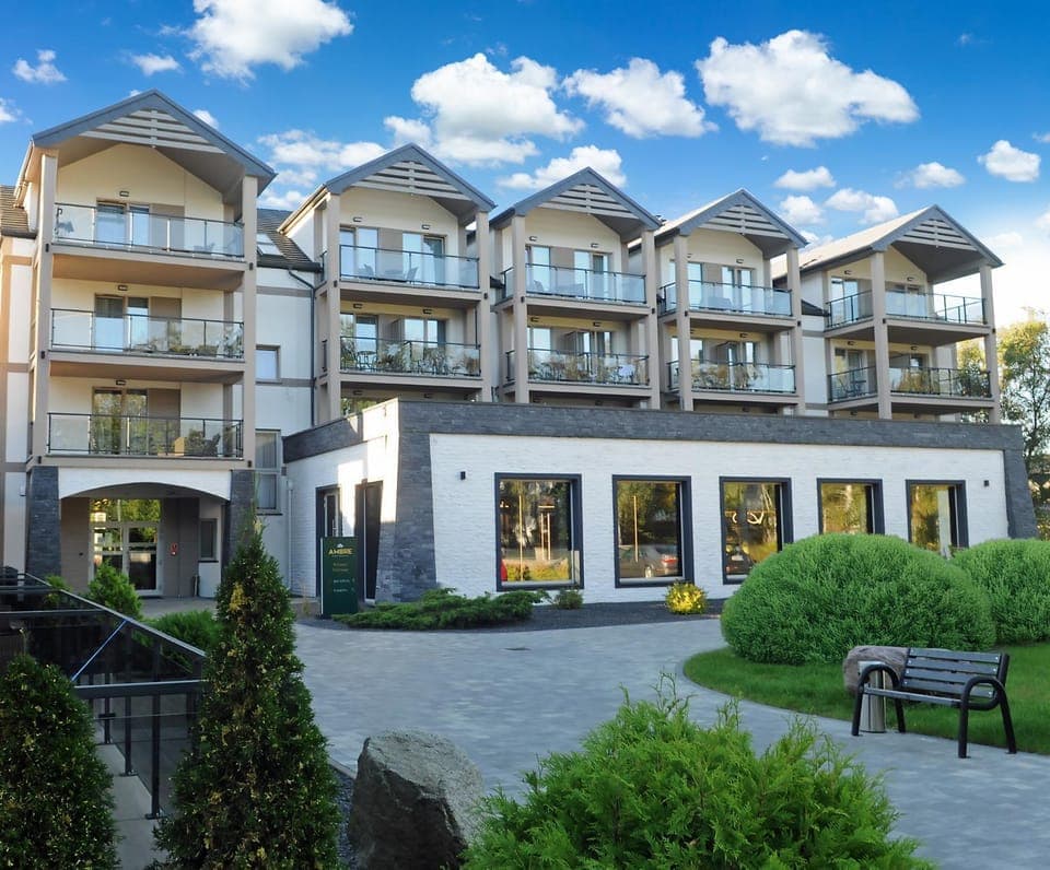 Property building, Day