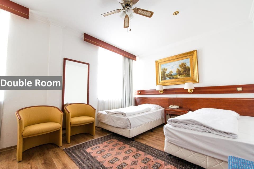 Photo of the whole room