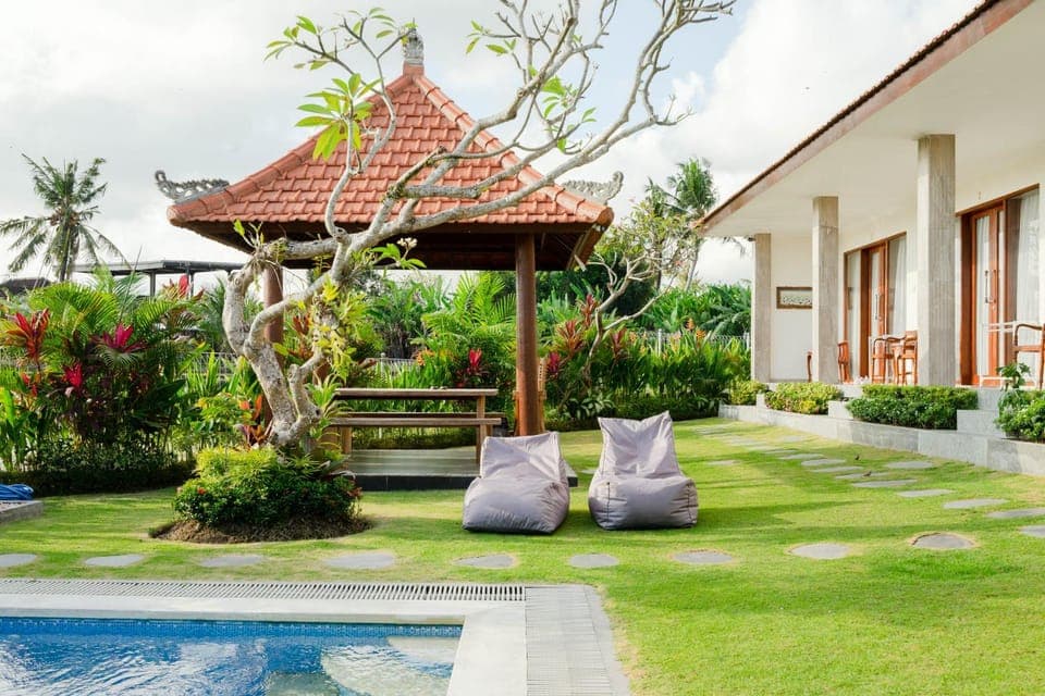 Property building, Patio, Garden, Swimming pool