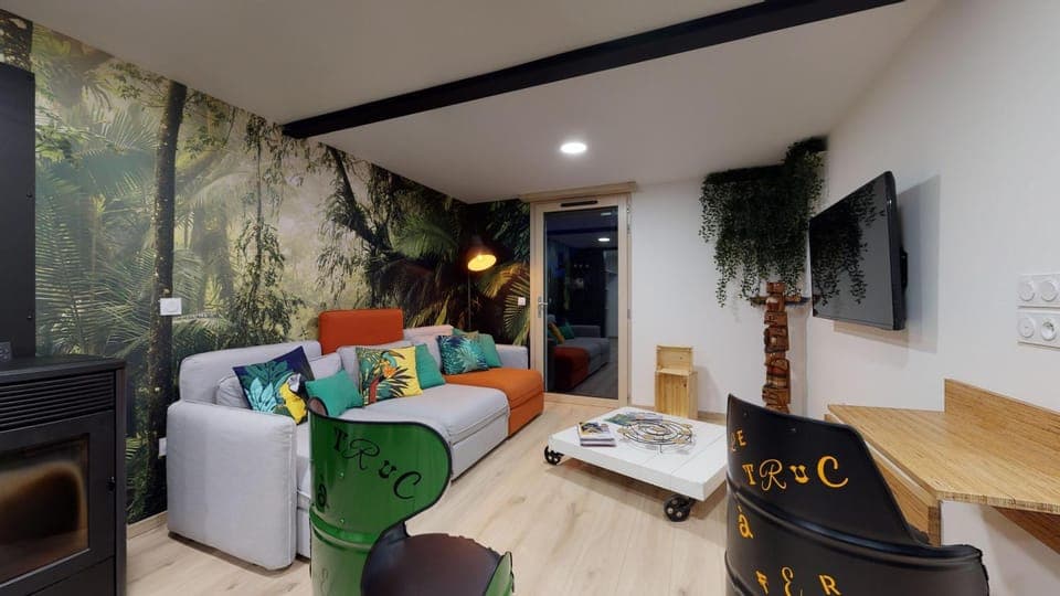 Living room, Seating area