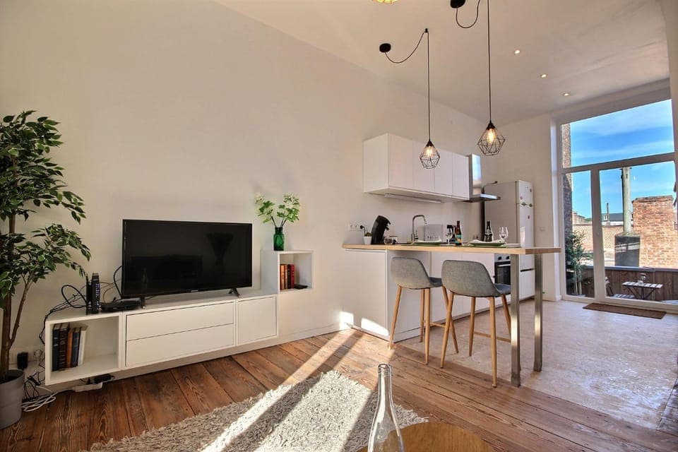 Communal lounge/ TV room, Living room, Seating area, Dining area