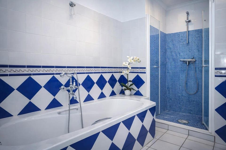 Shower, Bathroom, Bath