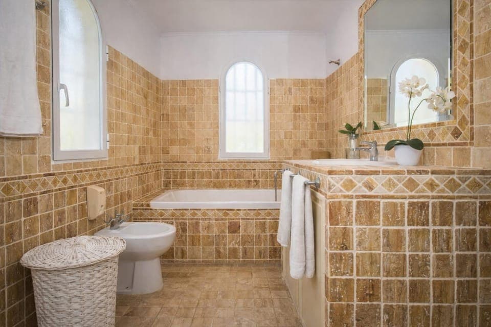 Toilet, Bathroom, Bath