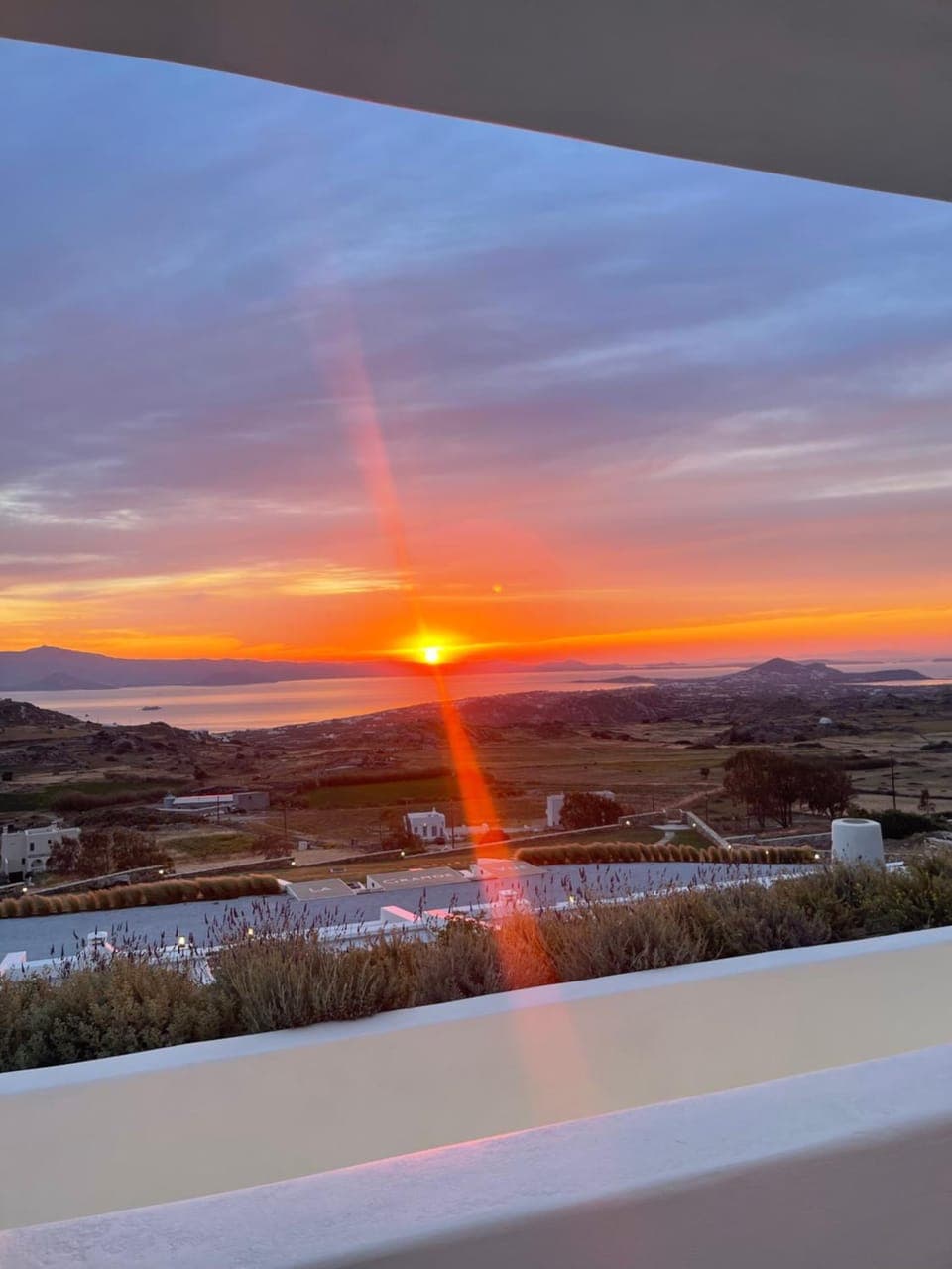 Property building, Natural landscape, Mountain view, Sea view, Sea view, Sunset