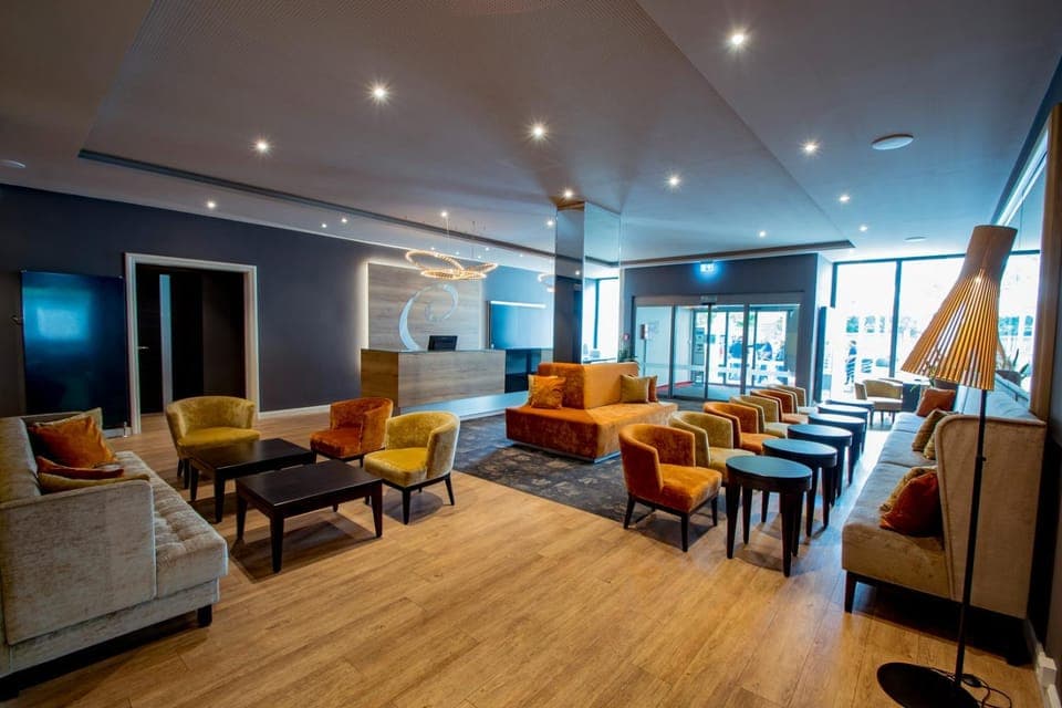 Lobby or reception, Lounge or bar