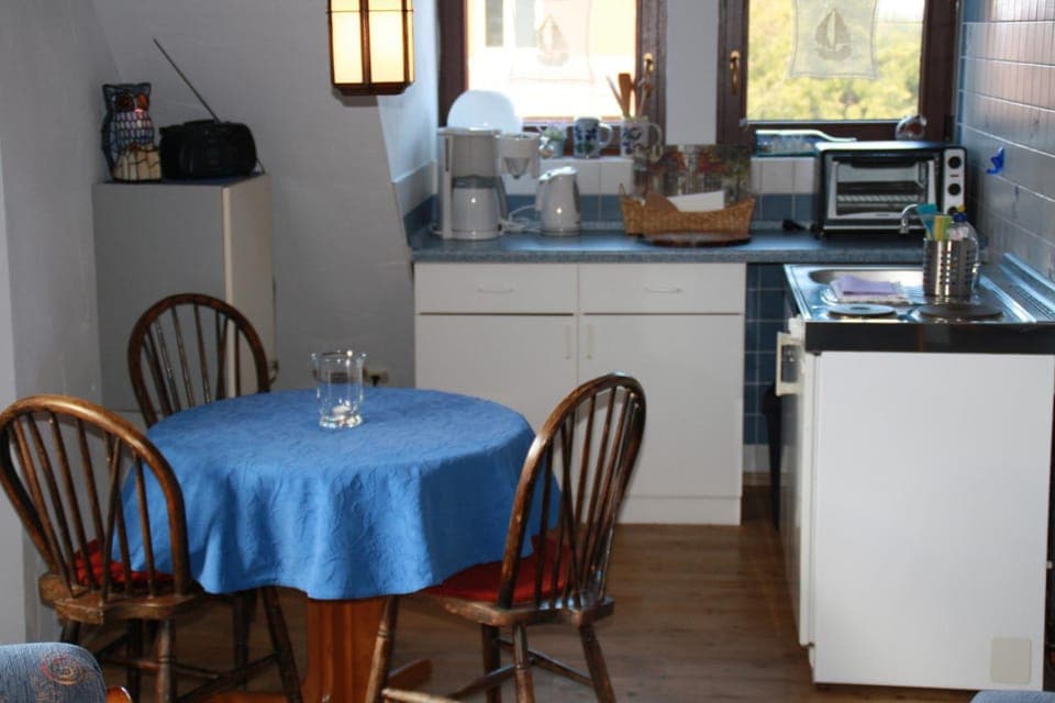 FeWo Erle - Ulenhoef Apartment in Prerow