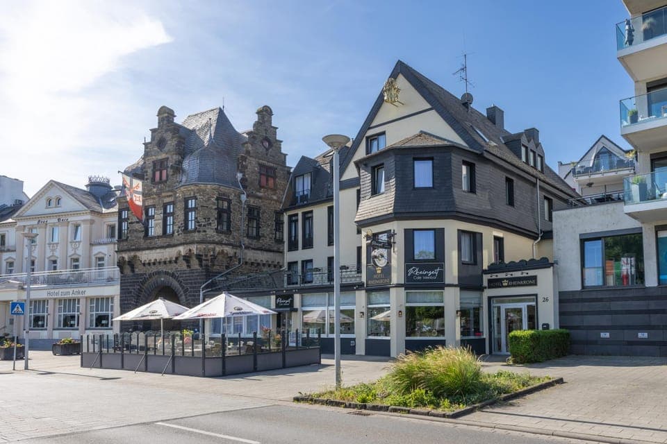 Property building, Balcony/Terrace