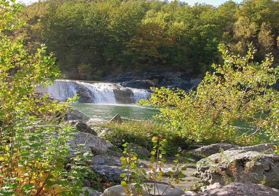 Nearby landmark, Natural landscape, Activities, Hiking