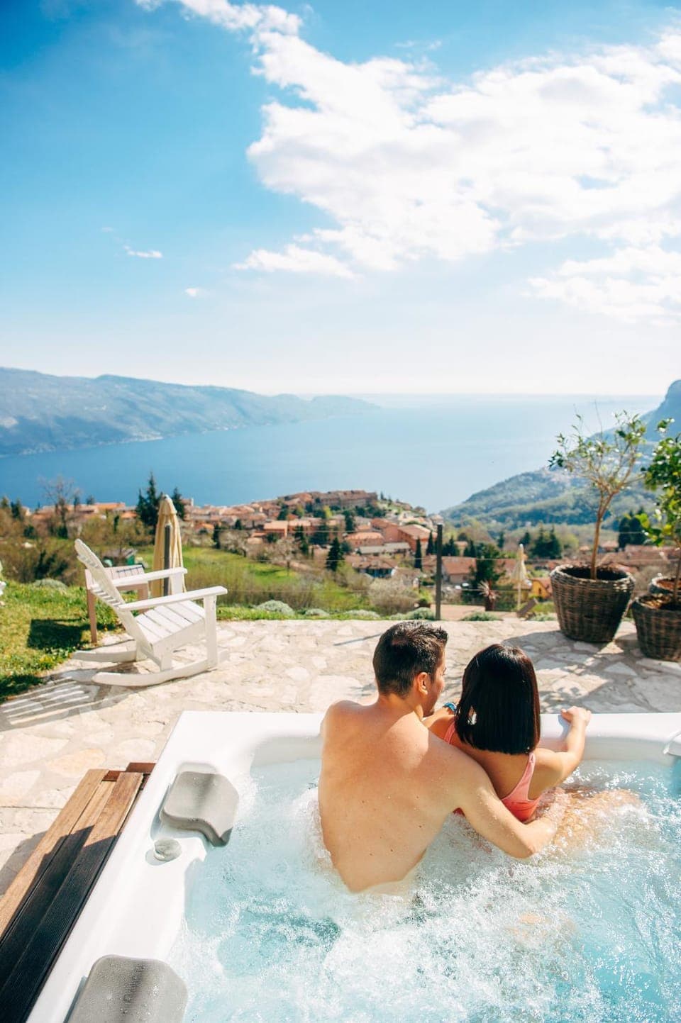 Hot Tub, Lake view, Mountain view