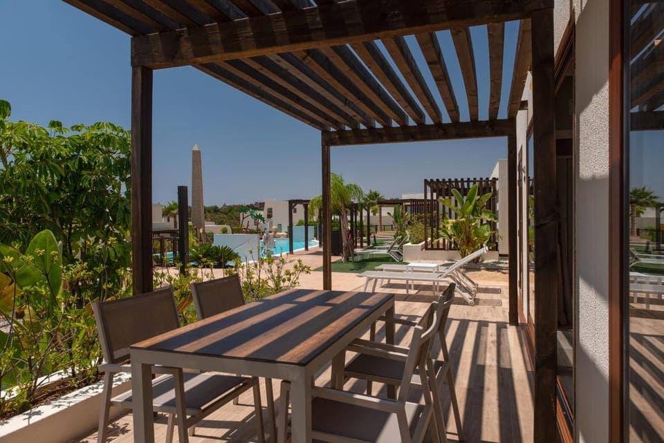 Pool view, Swimming pool