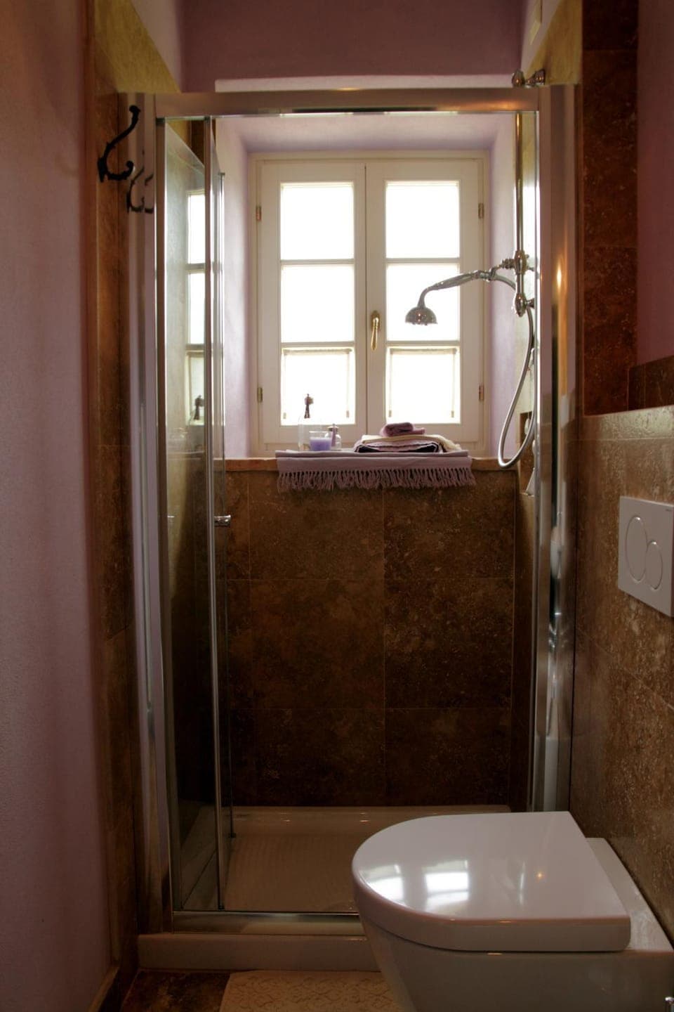 Shower, Bathroom, Decorative detail
