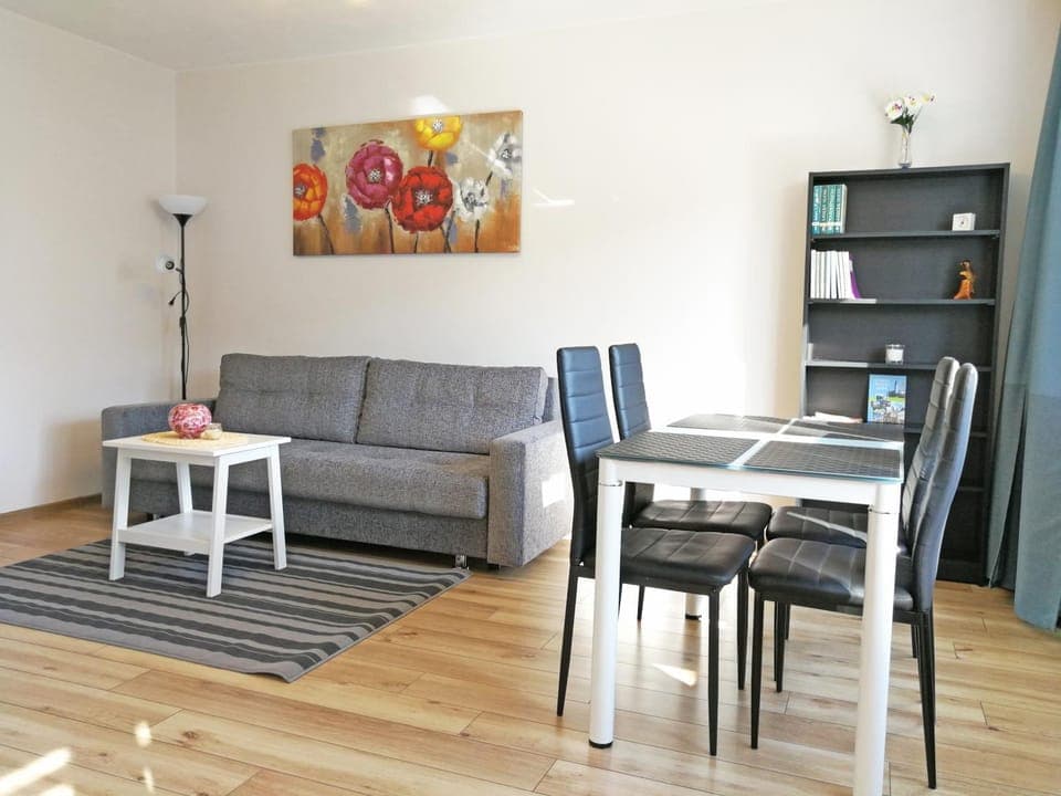 Living room, Seating area, Dining area