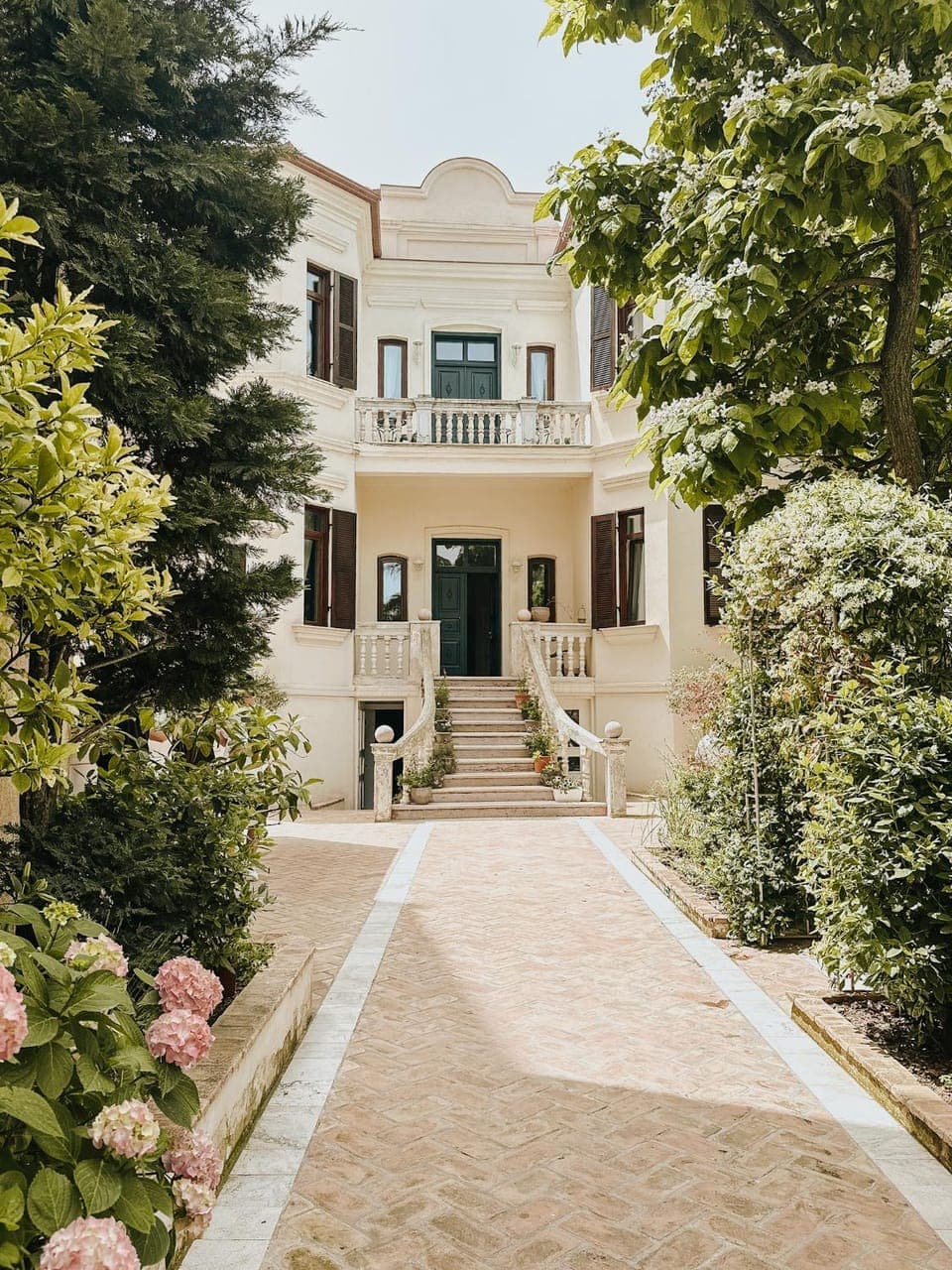 Property building, Garden view